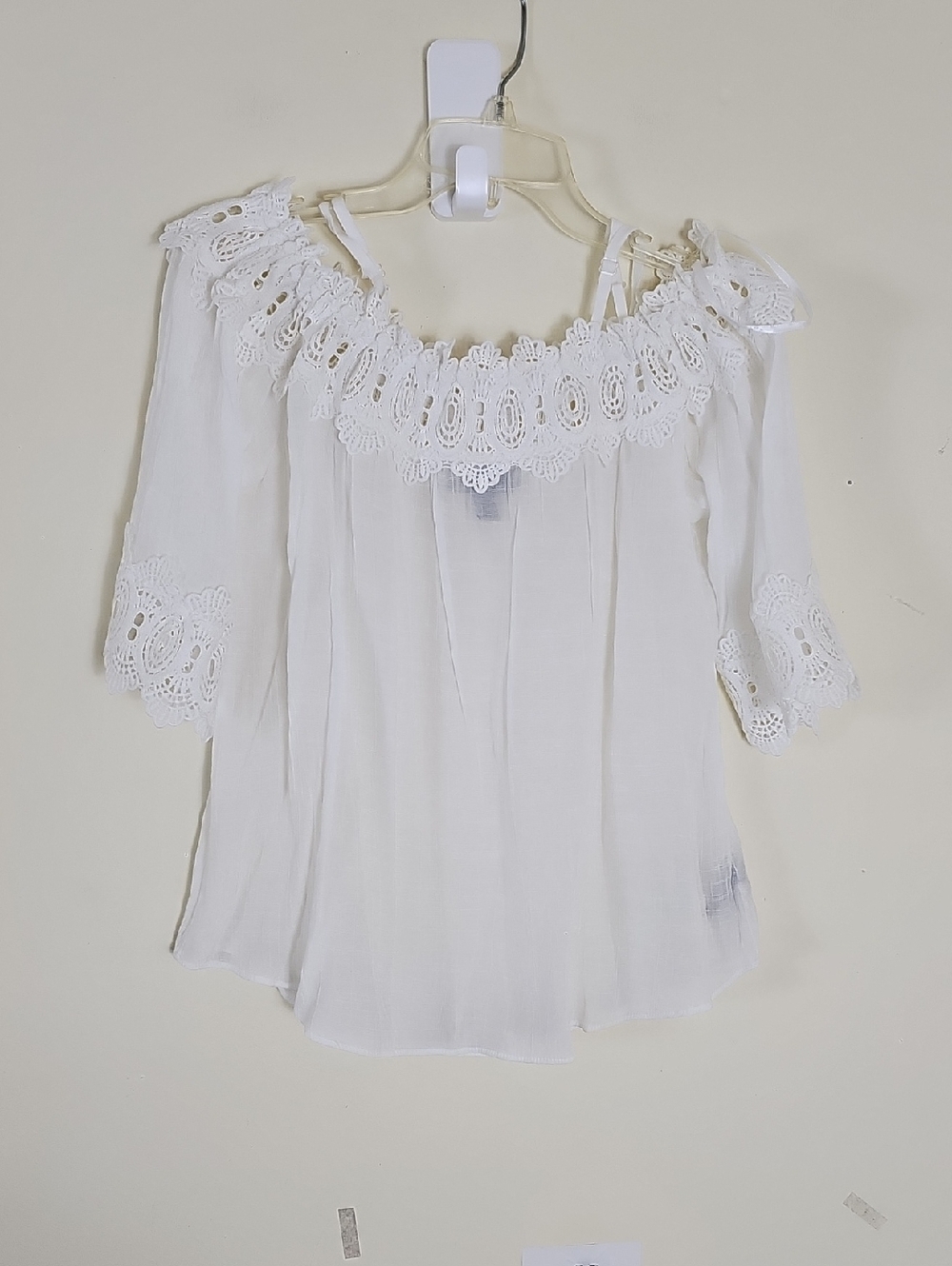 BCX Women's White Lace Off-Shoulder Blouse Size L